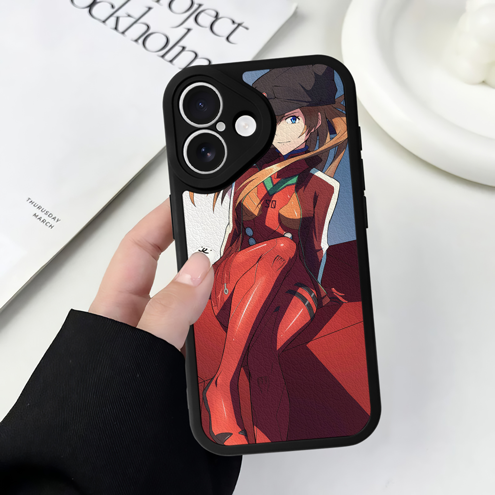 （画像用） EVA 新世紀エヴァンゲリオン 【iPhone 16シリーズ対応】シリコンスマホケース（レザー調） 材質：シリコン